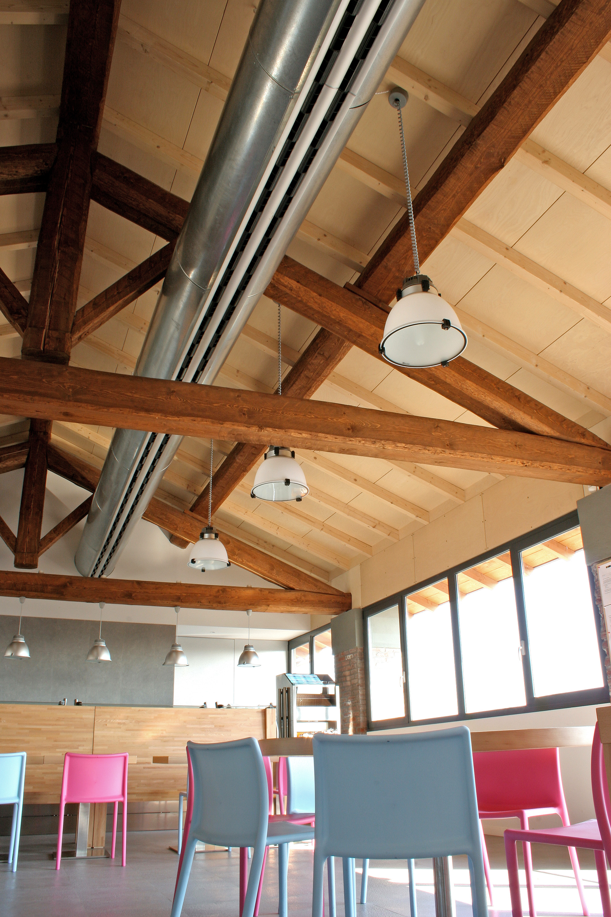 Tetto-in-legno-capriata-pavia