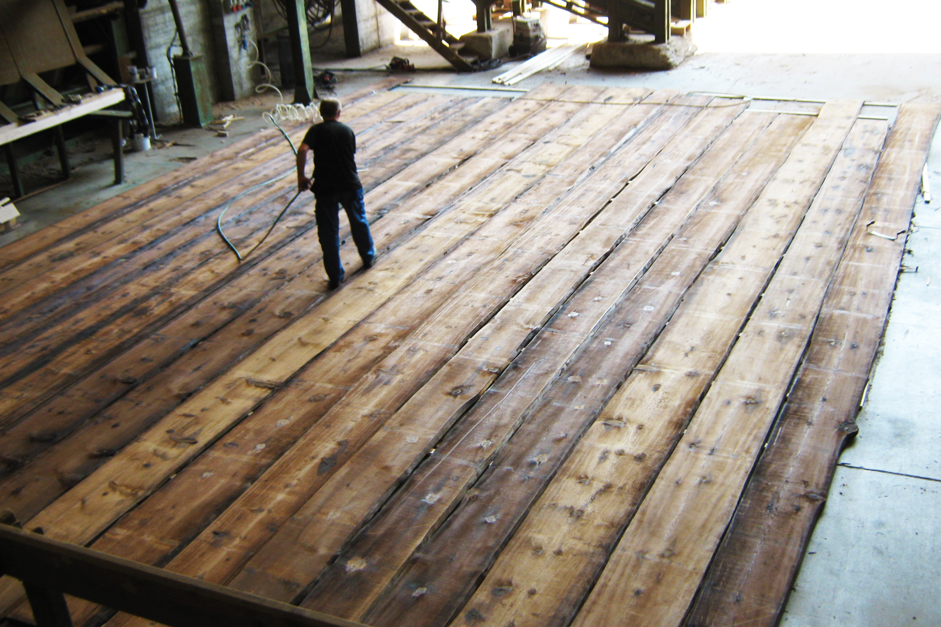 Pavimento-in-legno-produzione-lecco