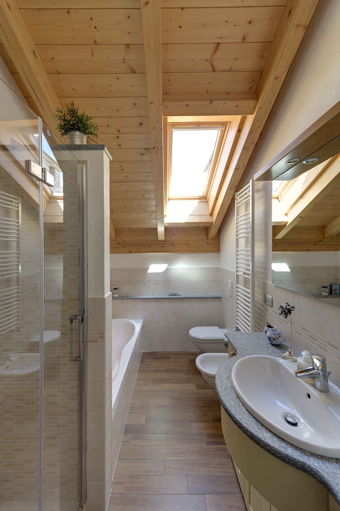 Tetto-in-legno-bagno-Casatenovo