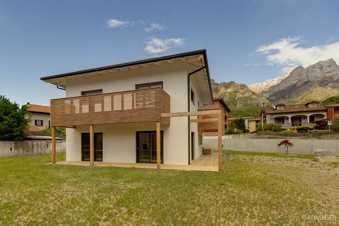 Casa-in-legno-prefabbricata-lecco