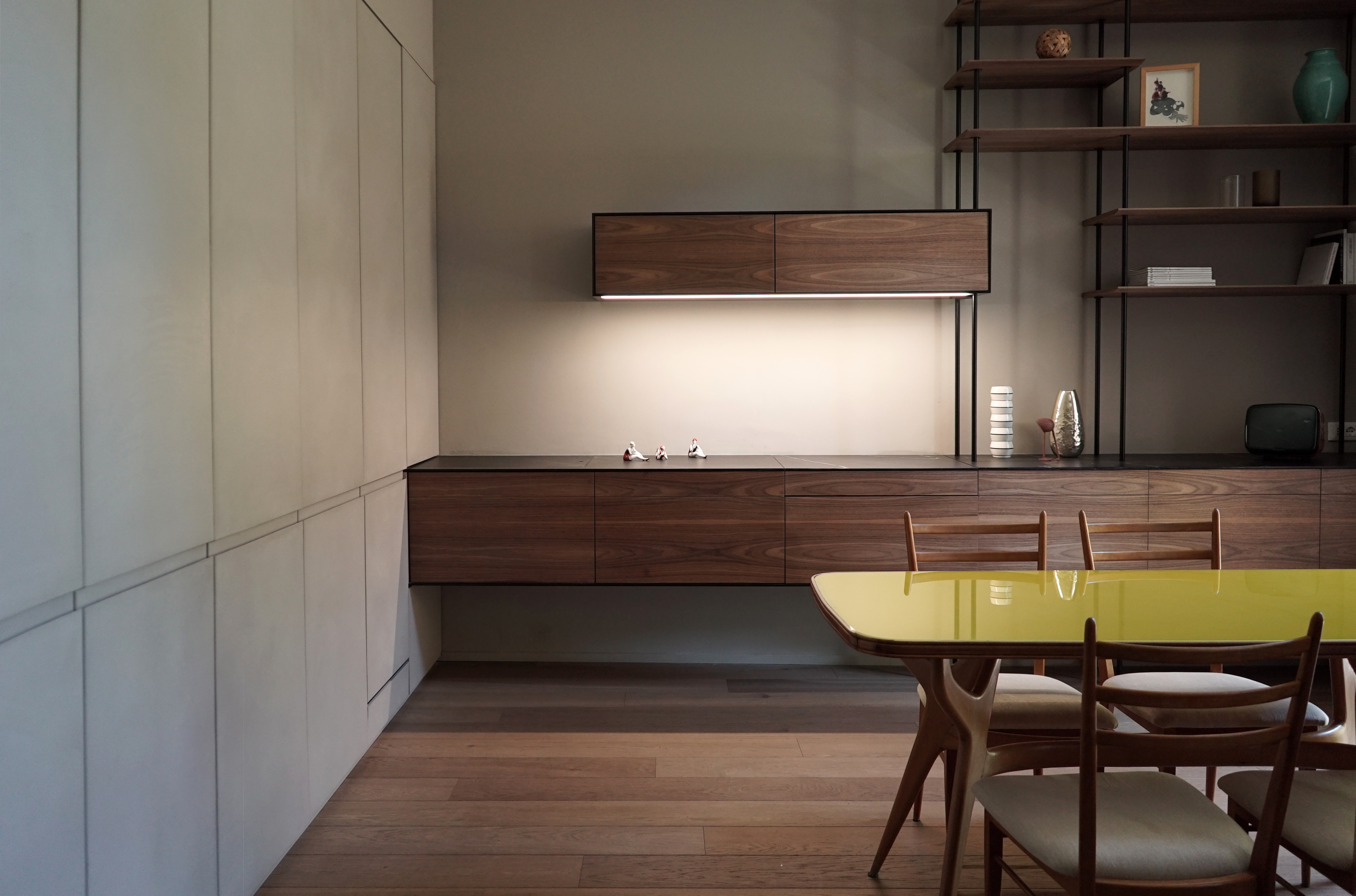 Pavimento-in-legno-cucina-milano