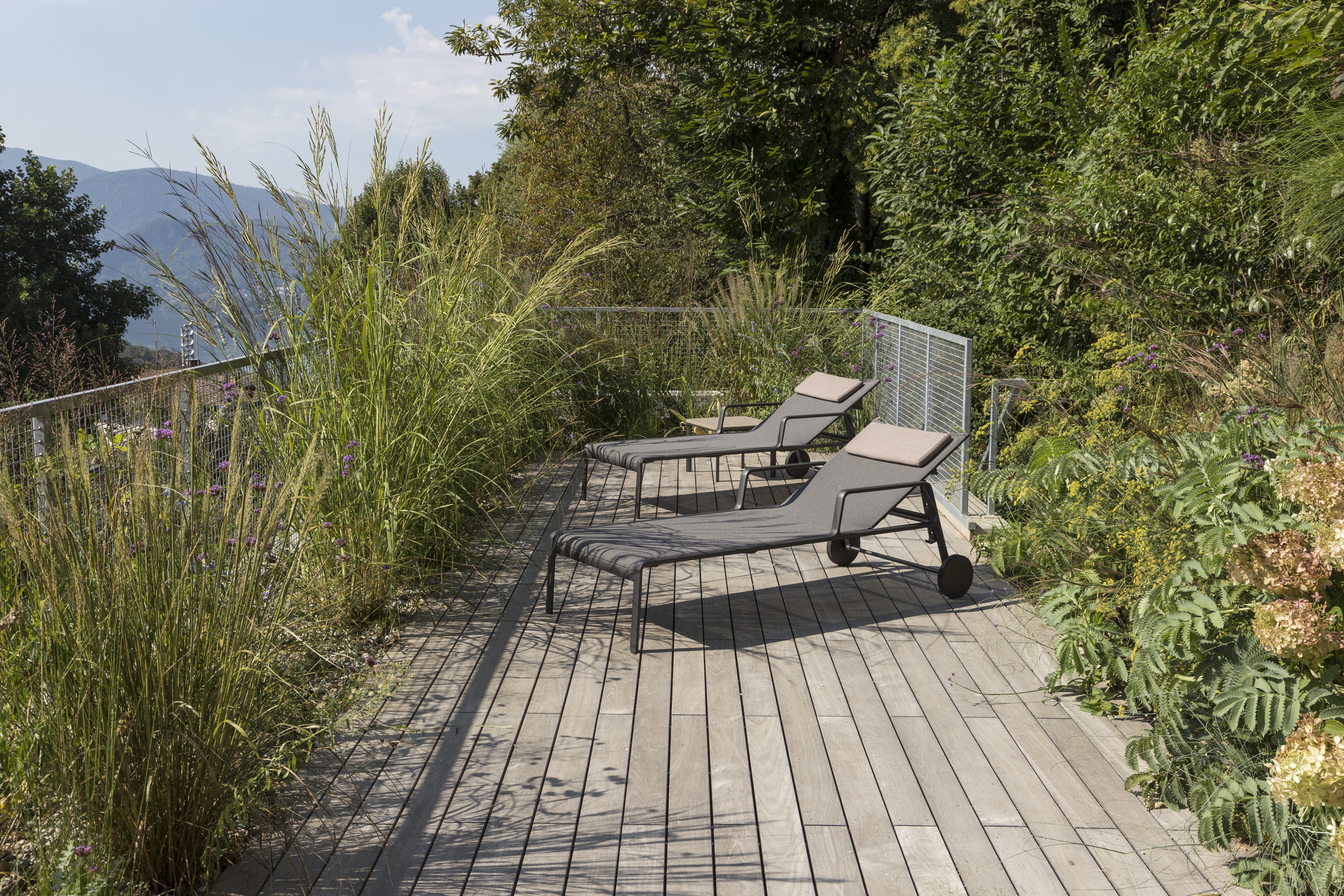 Decking-in-legno-terrazzo-Lugano