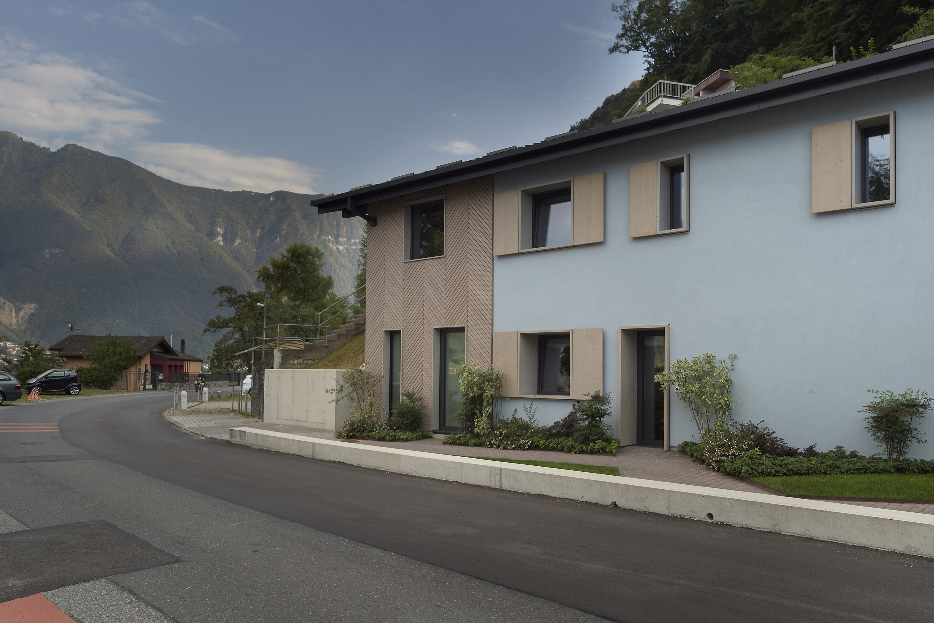 Facciata-in-legno-svizzera -