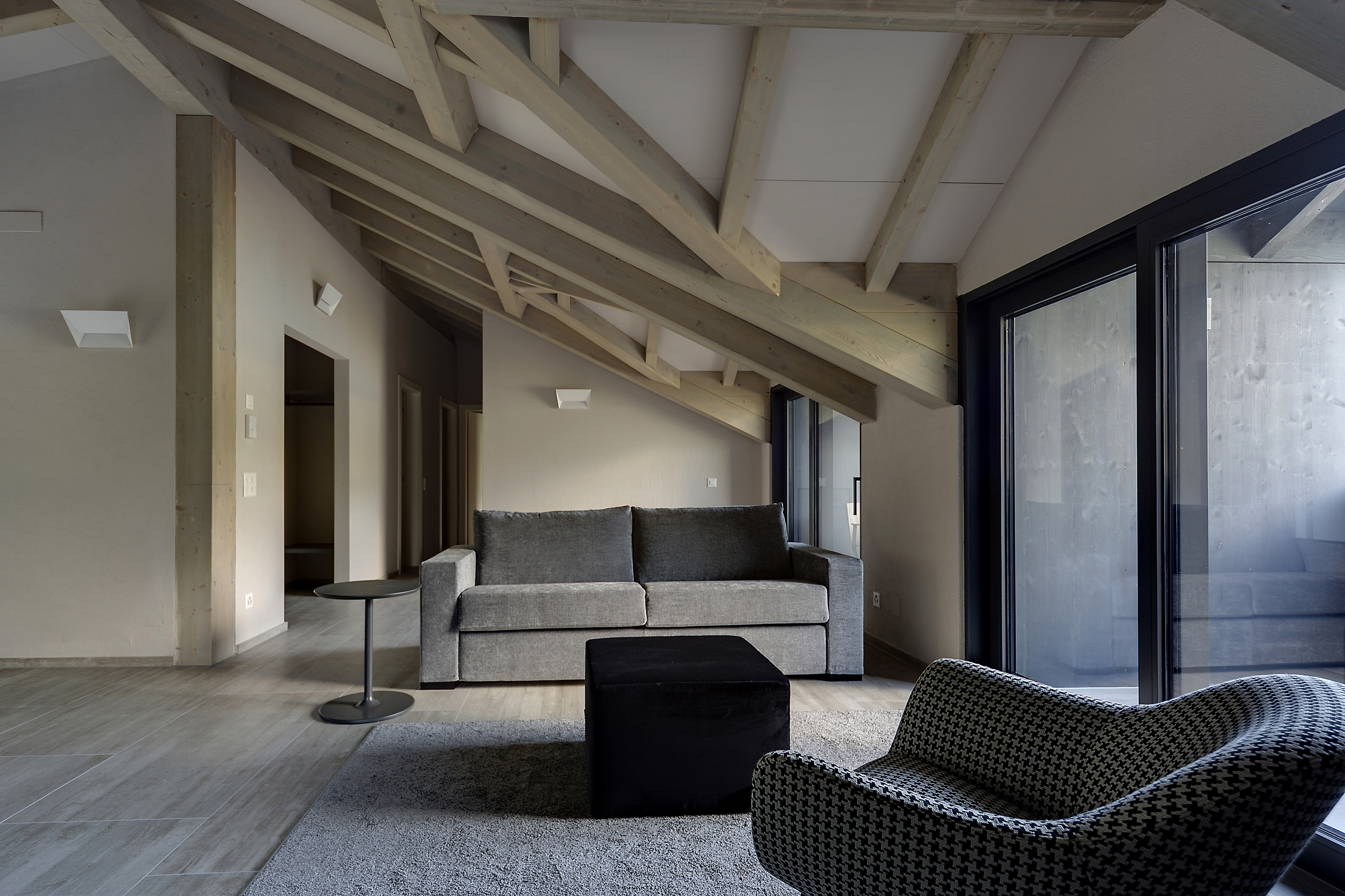 Tetto-in-legno-svizzera