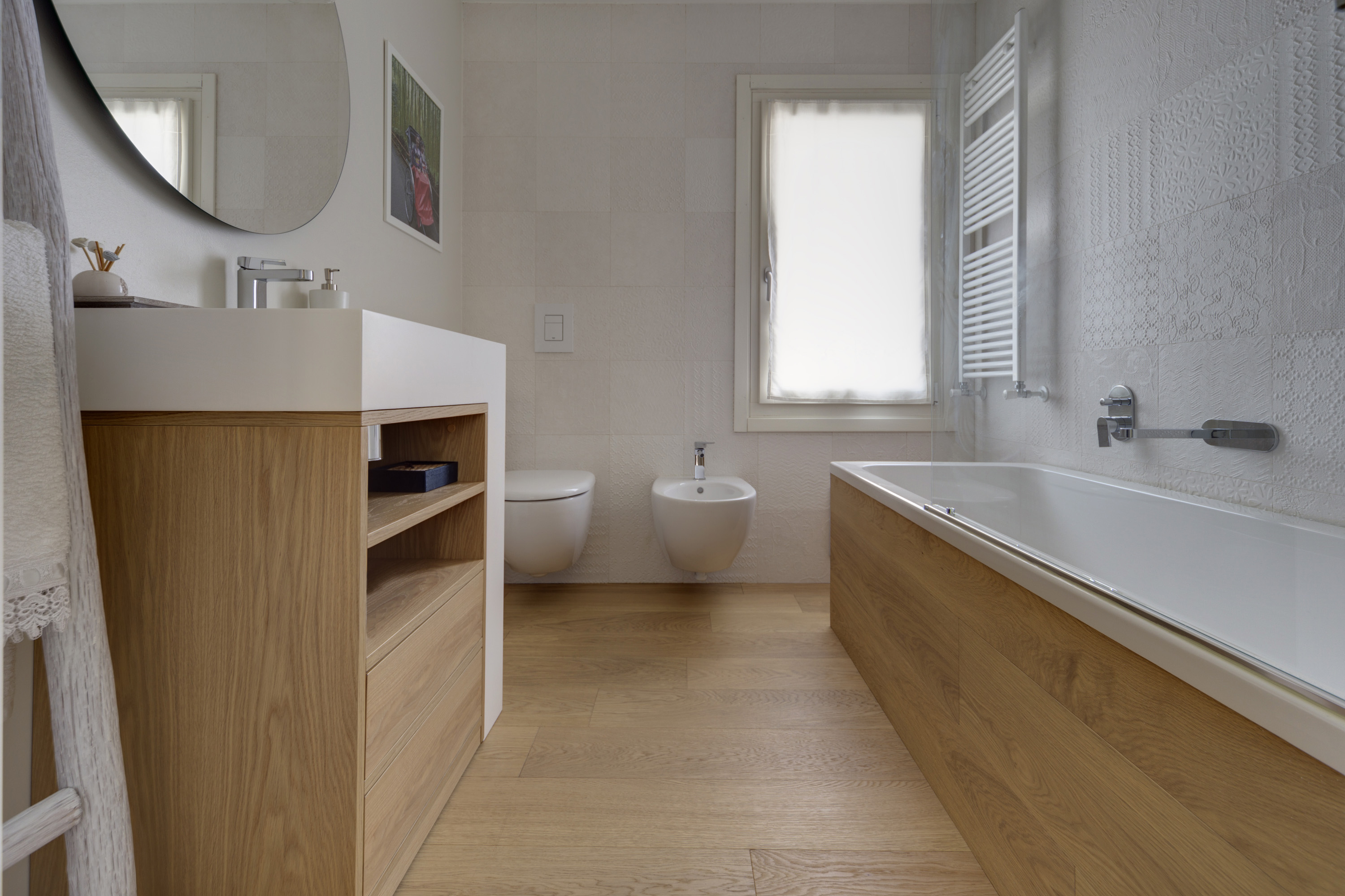 Pavimento-in-legno-bagno-monza