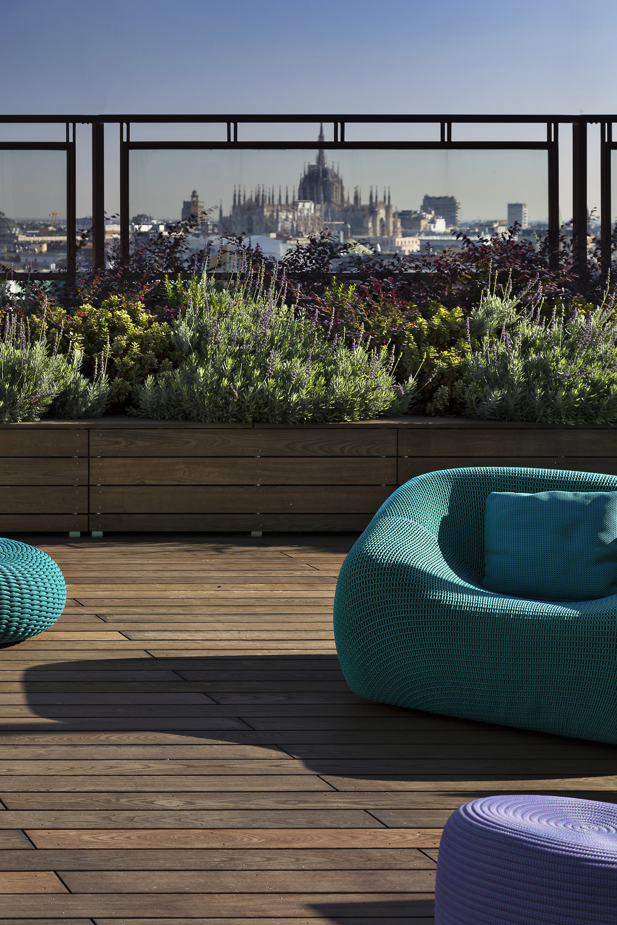 Decking-in-legno-terrazzo-milano