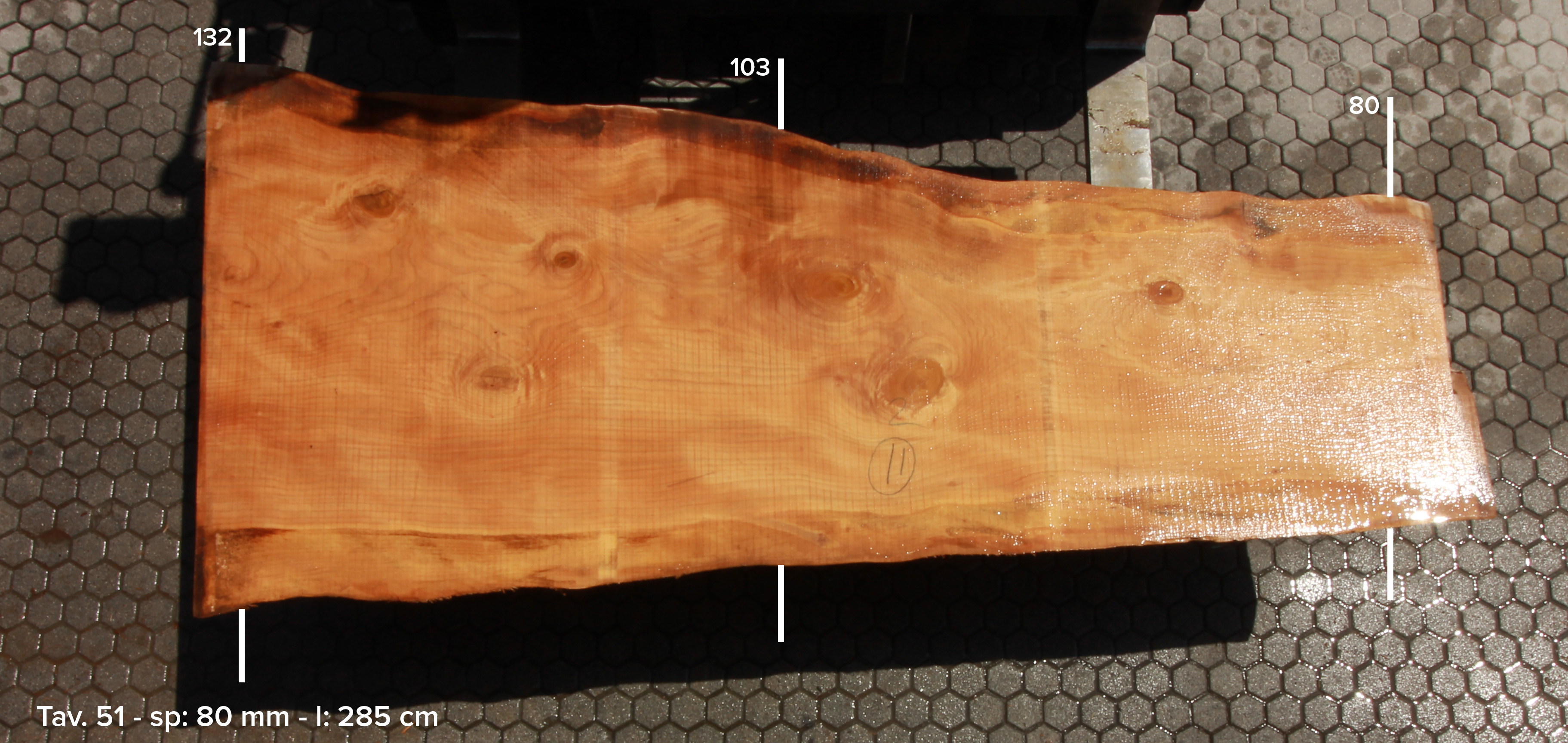 Tavola-cedro-produzione-lecco