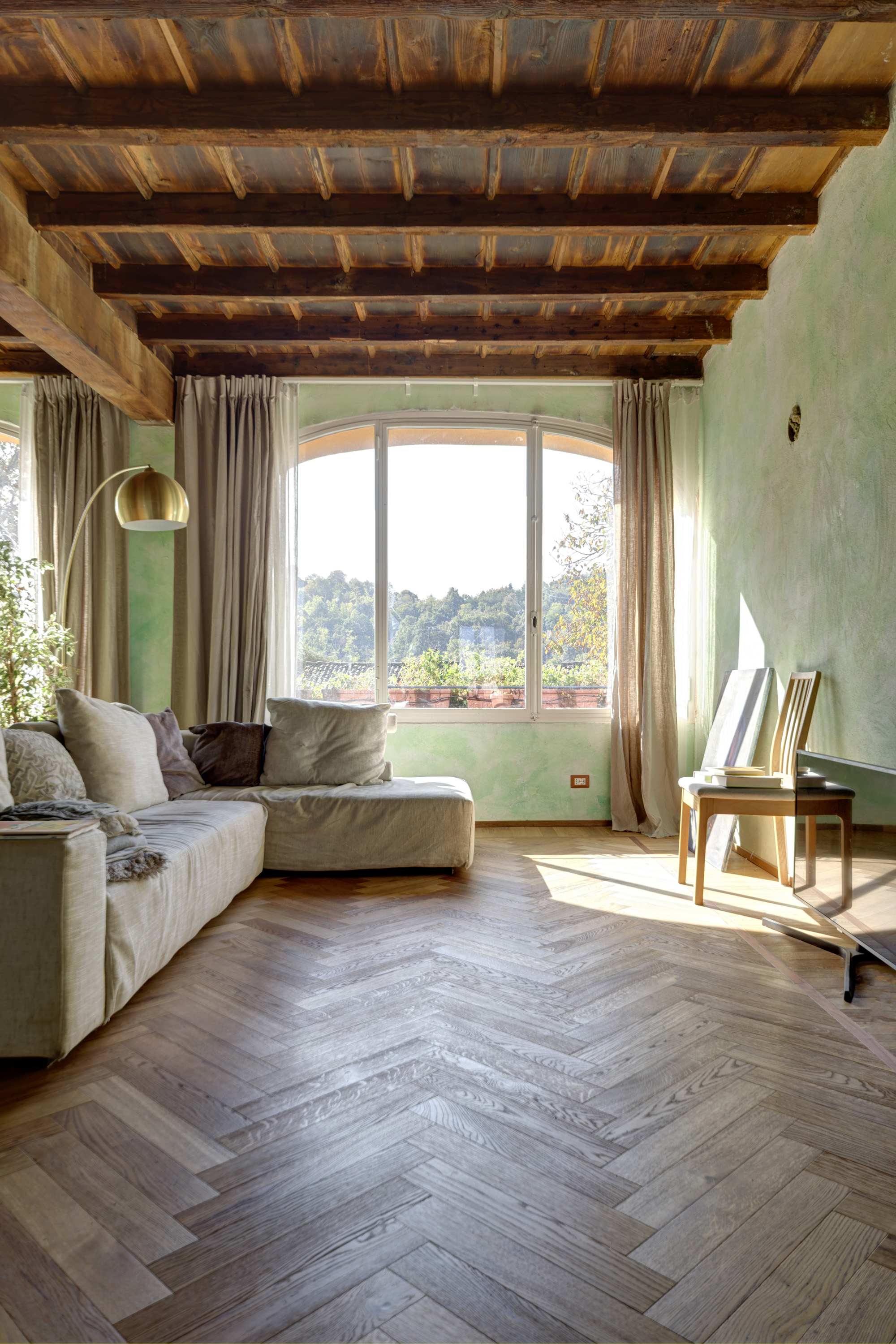 Restauro-soffitto-in-legno-cassettoni-lecco