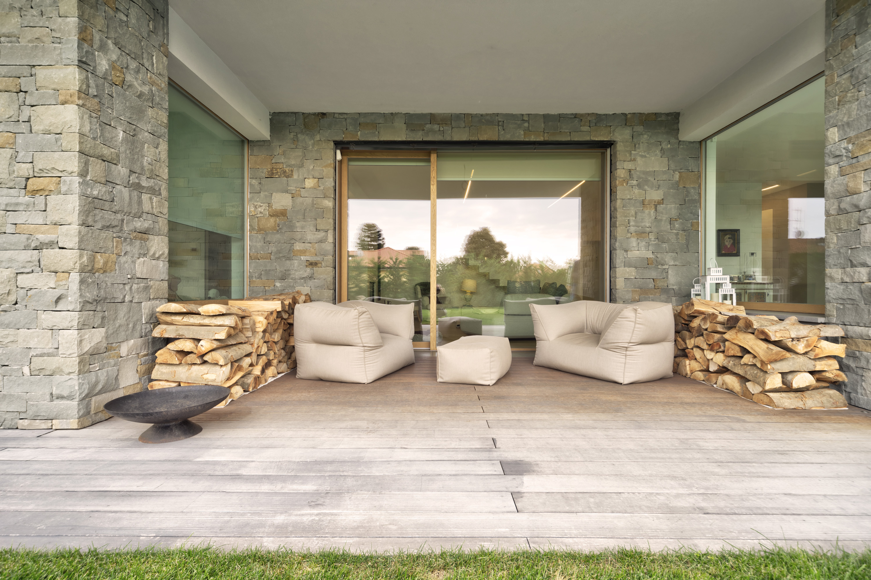 Decking-in-legno-portico-varese