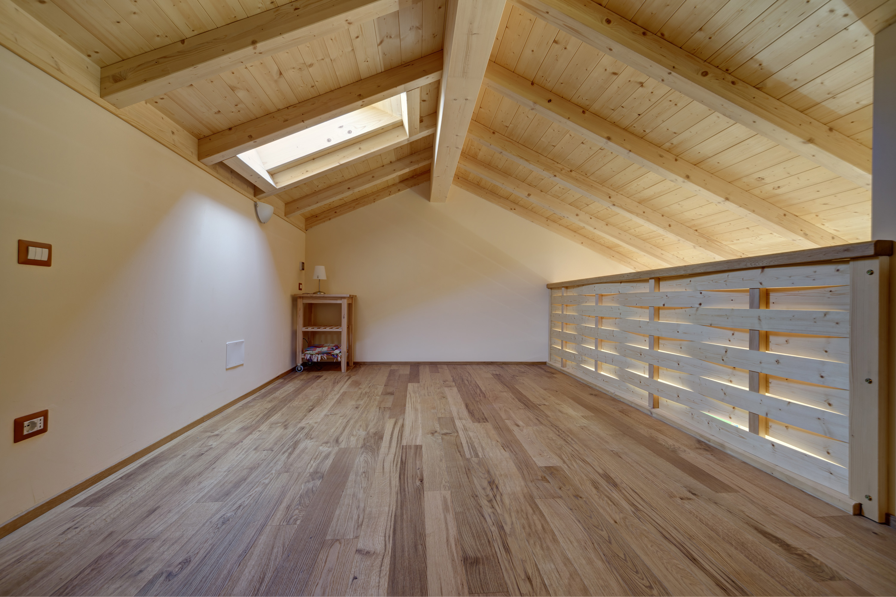 Pavimento-in-legno-soppalco-lecco