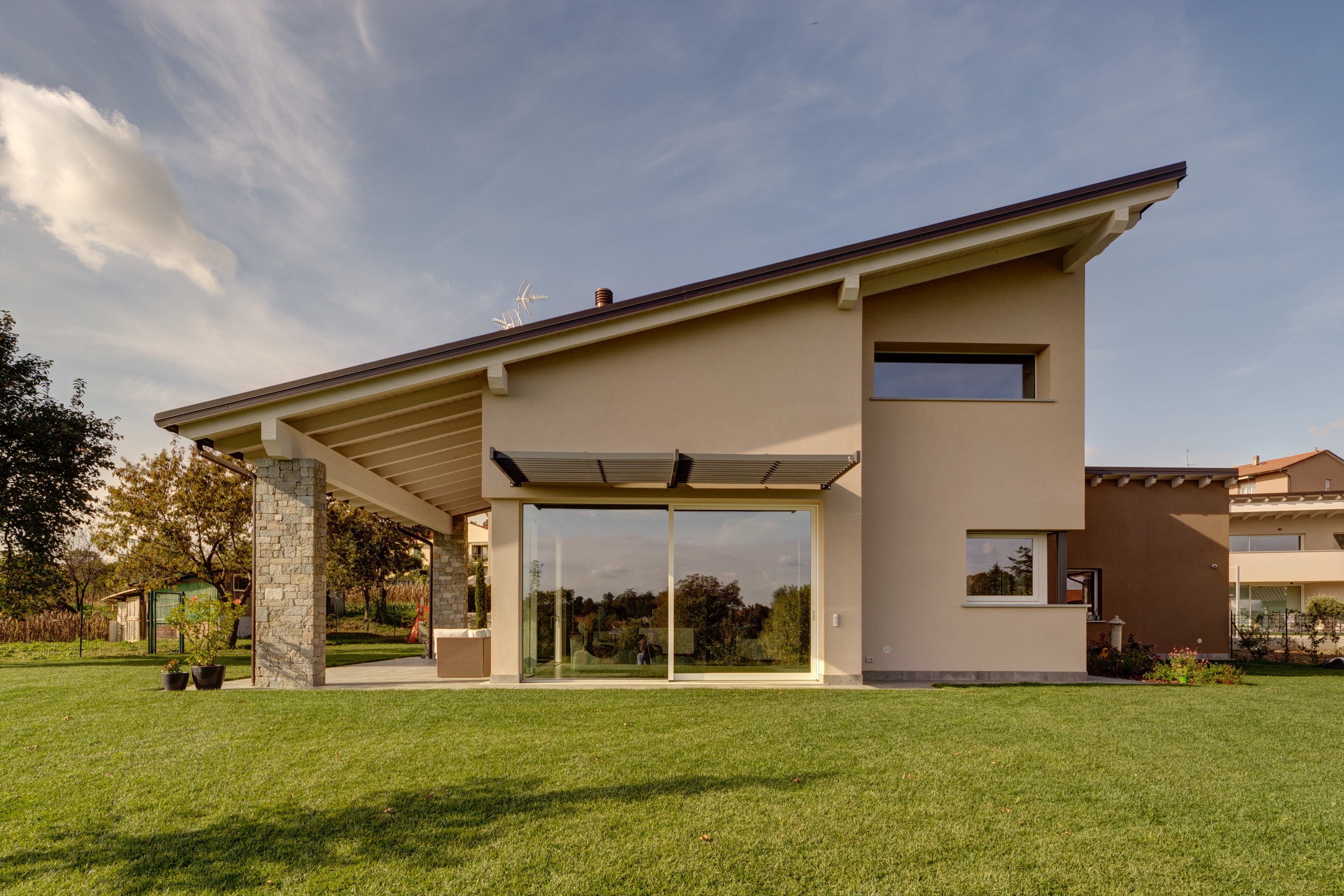 Tetto-in-legno-villa-Missaglia