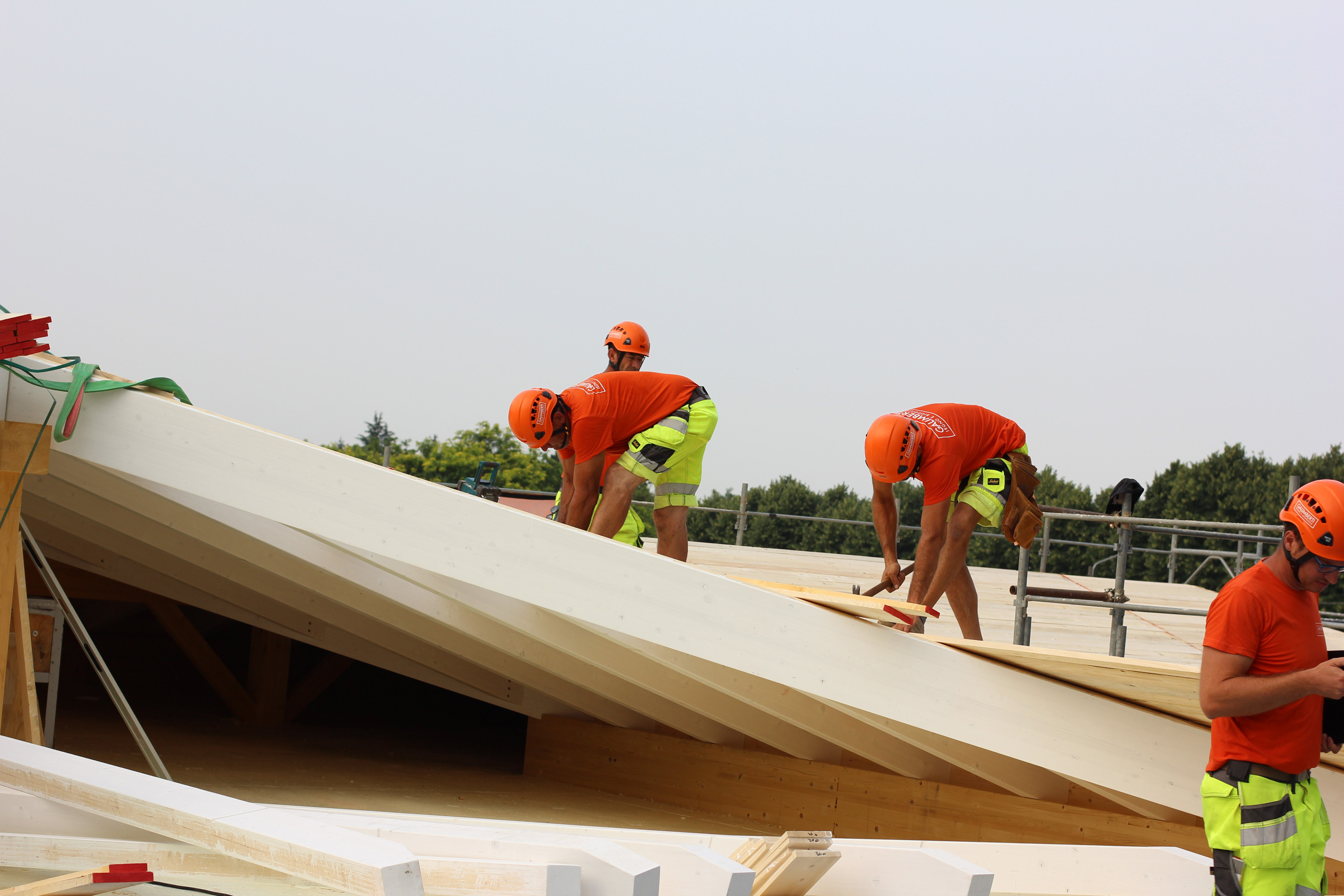 Tetto-in-legno-montaggio-lecco