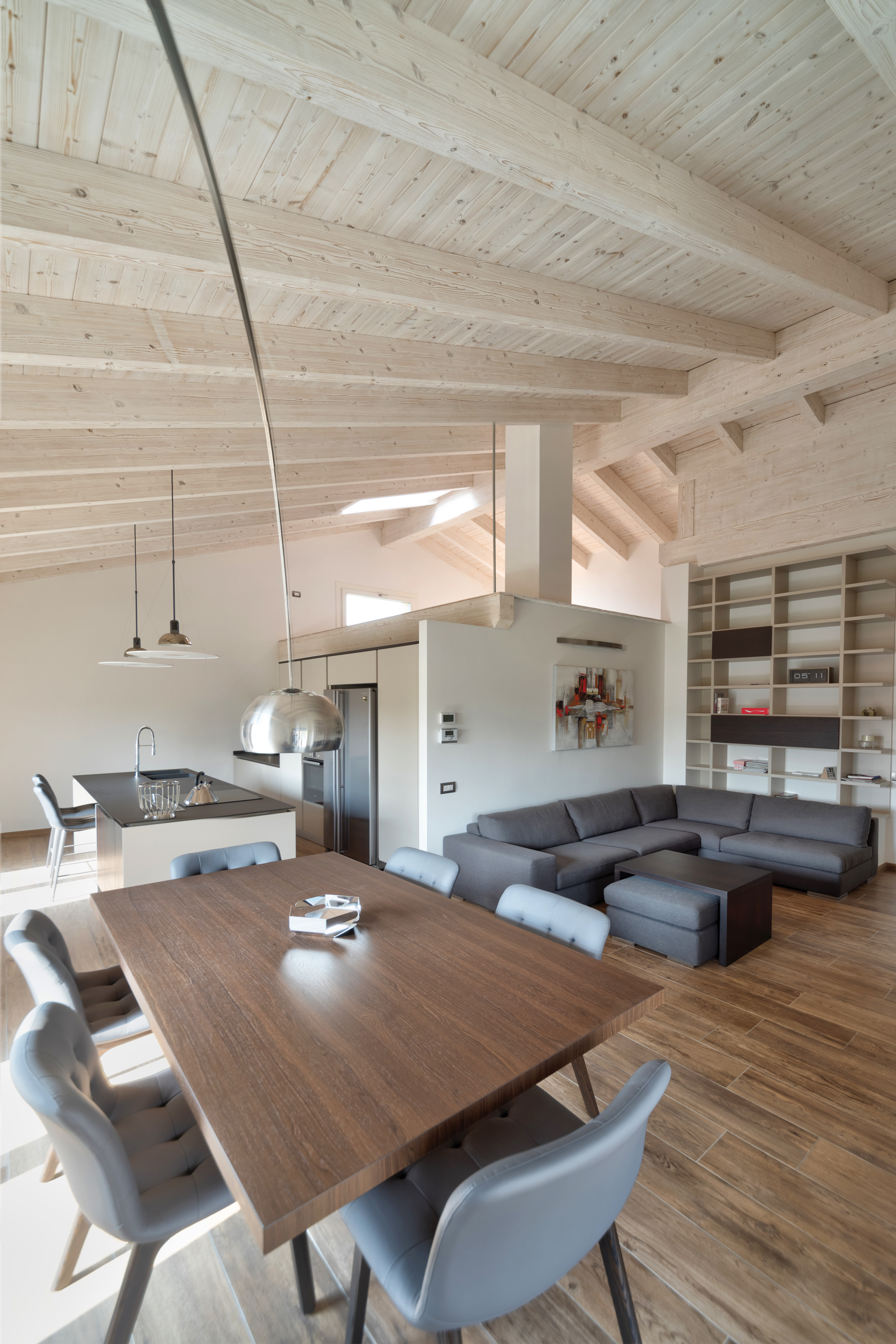 Tetto-in-legno-bianco-decapato-Cesano Maderno