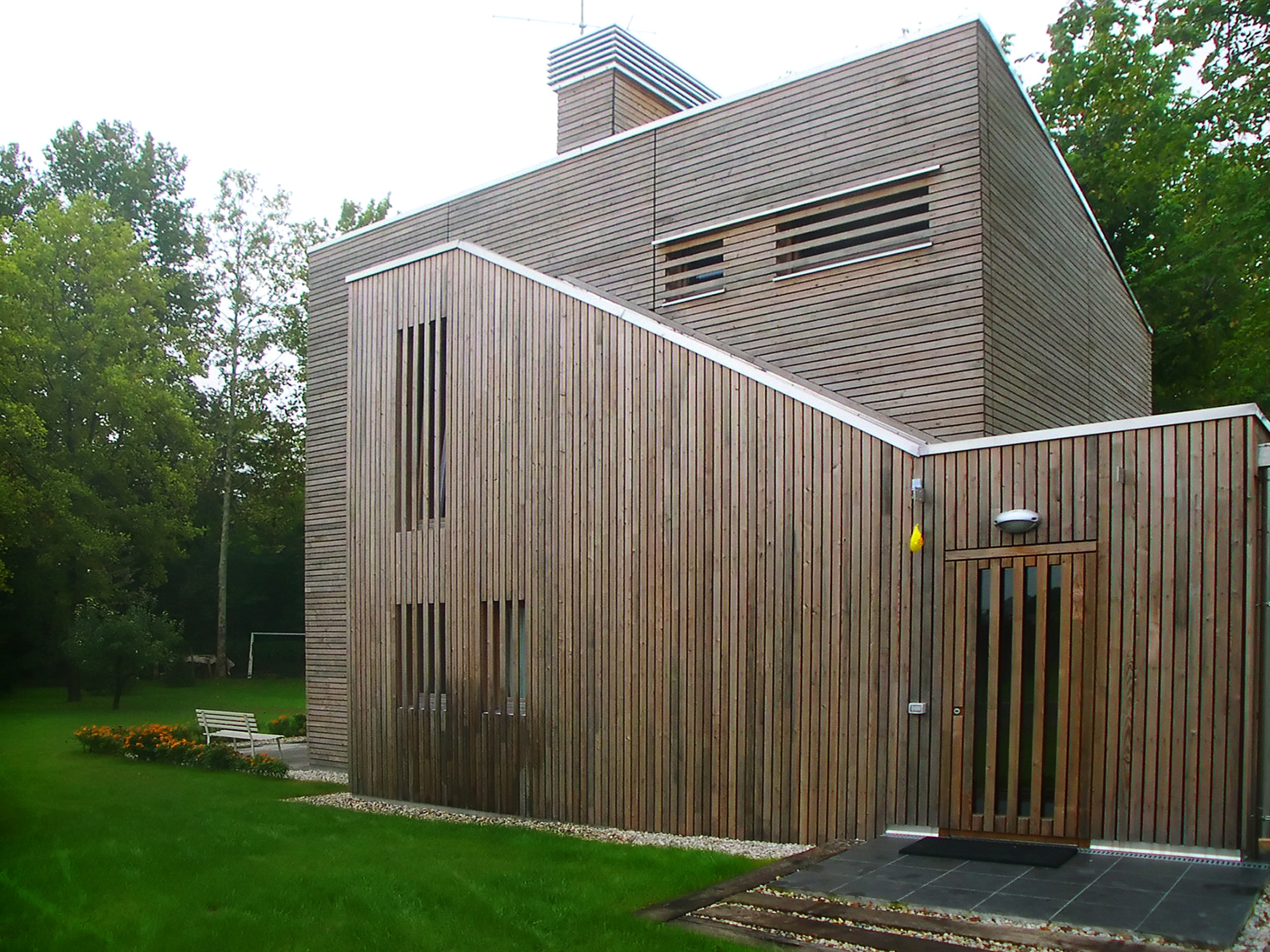 Casa-in-legno-prefabbricata-facciata-bergamo