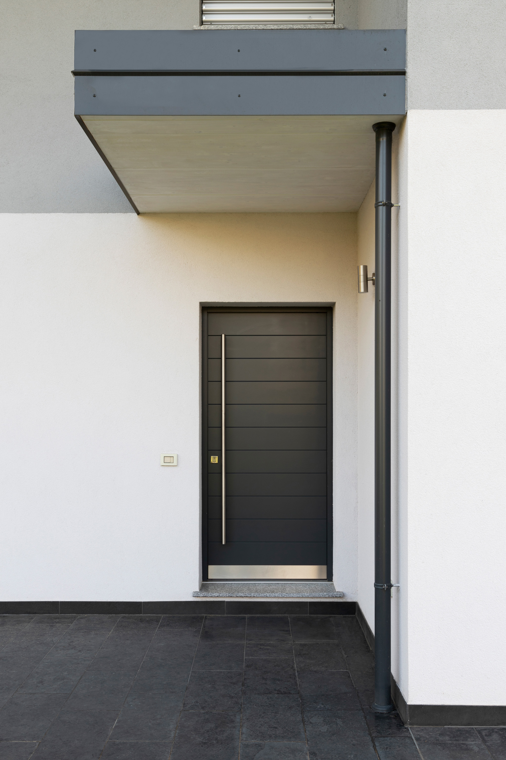 Villa-in-legno-ingresso-lecco_