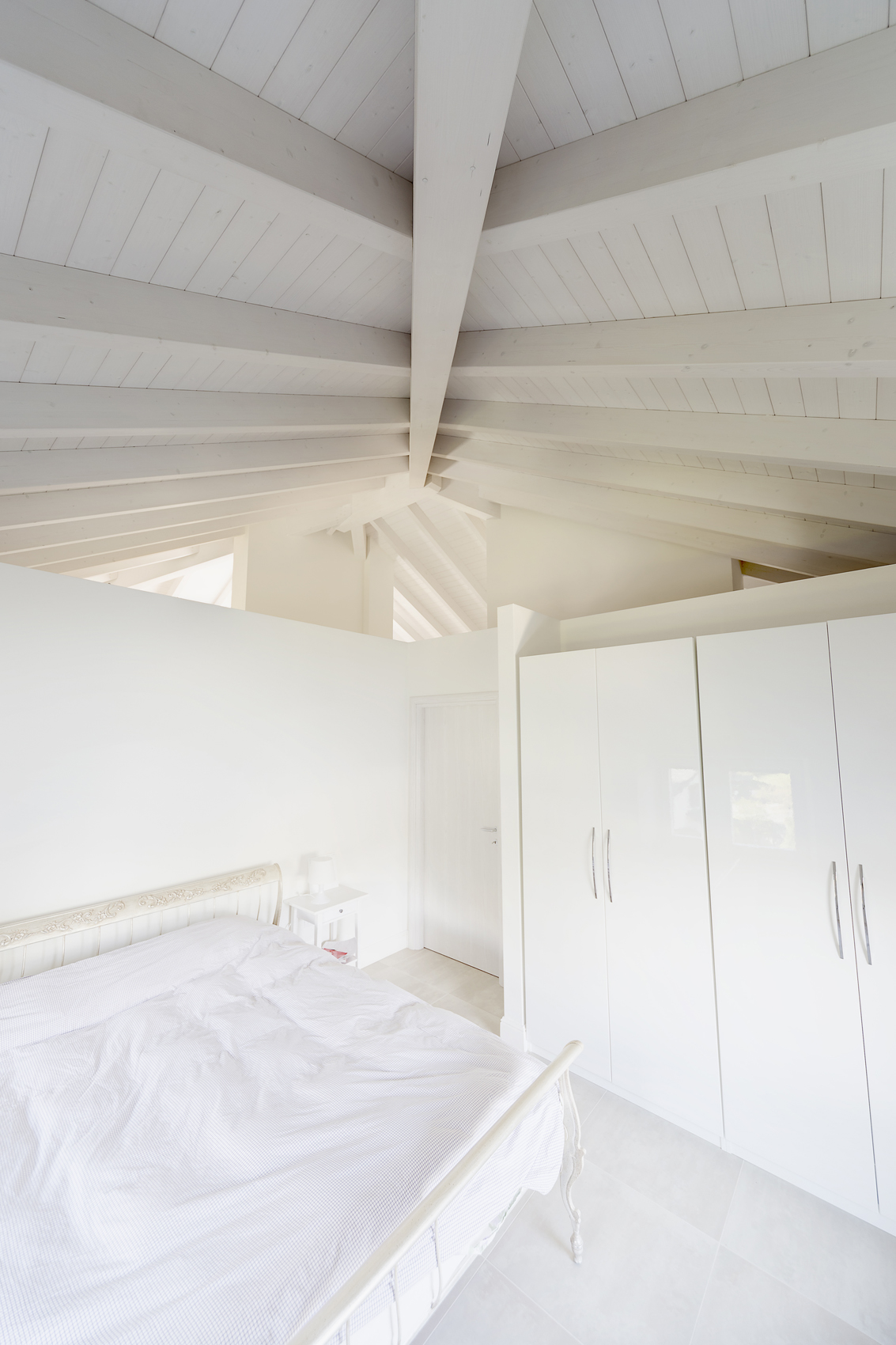 Tetto-in-legno-camera-lecco