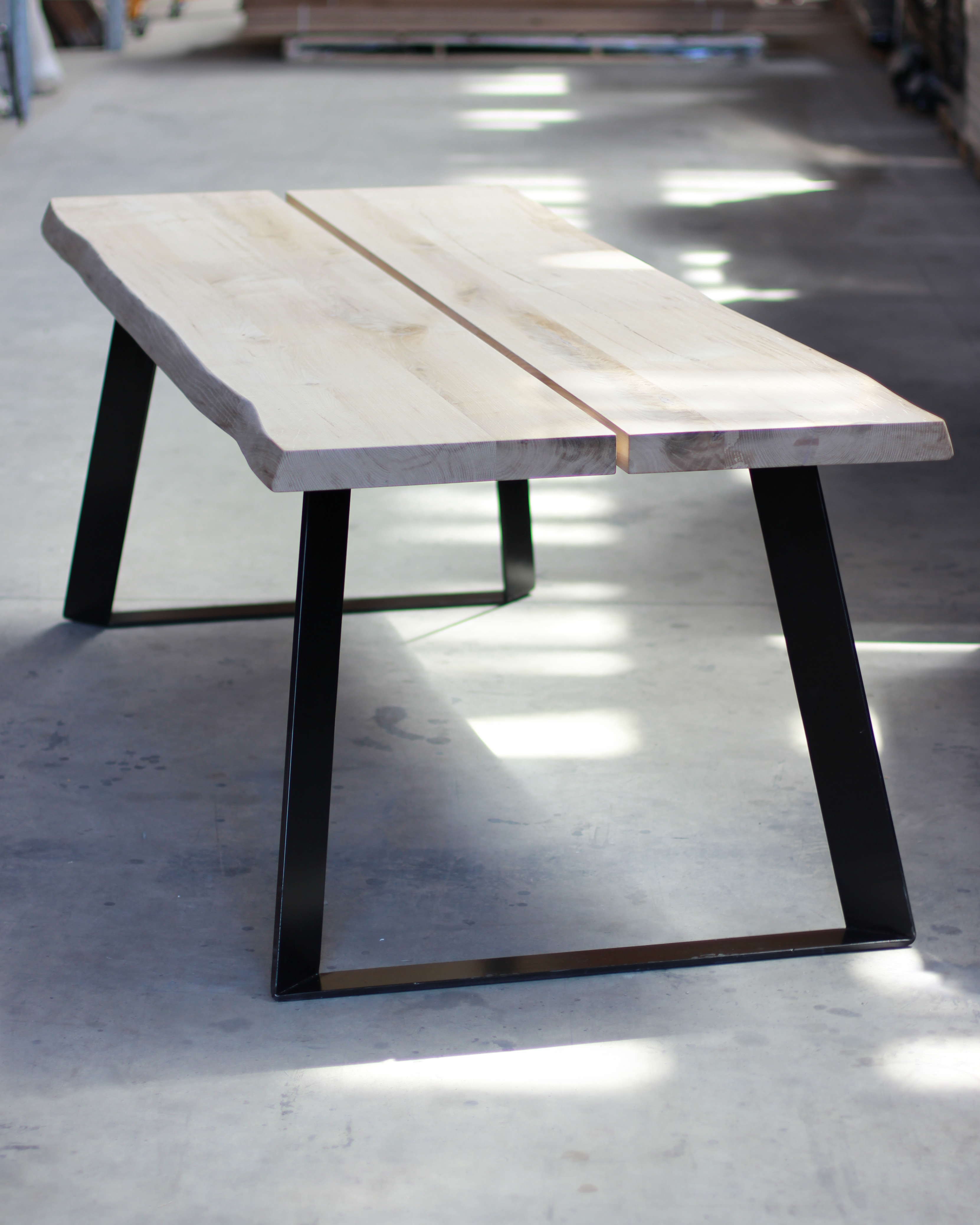 Tavolo-in-legno-lecco