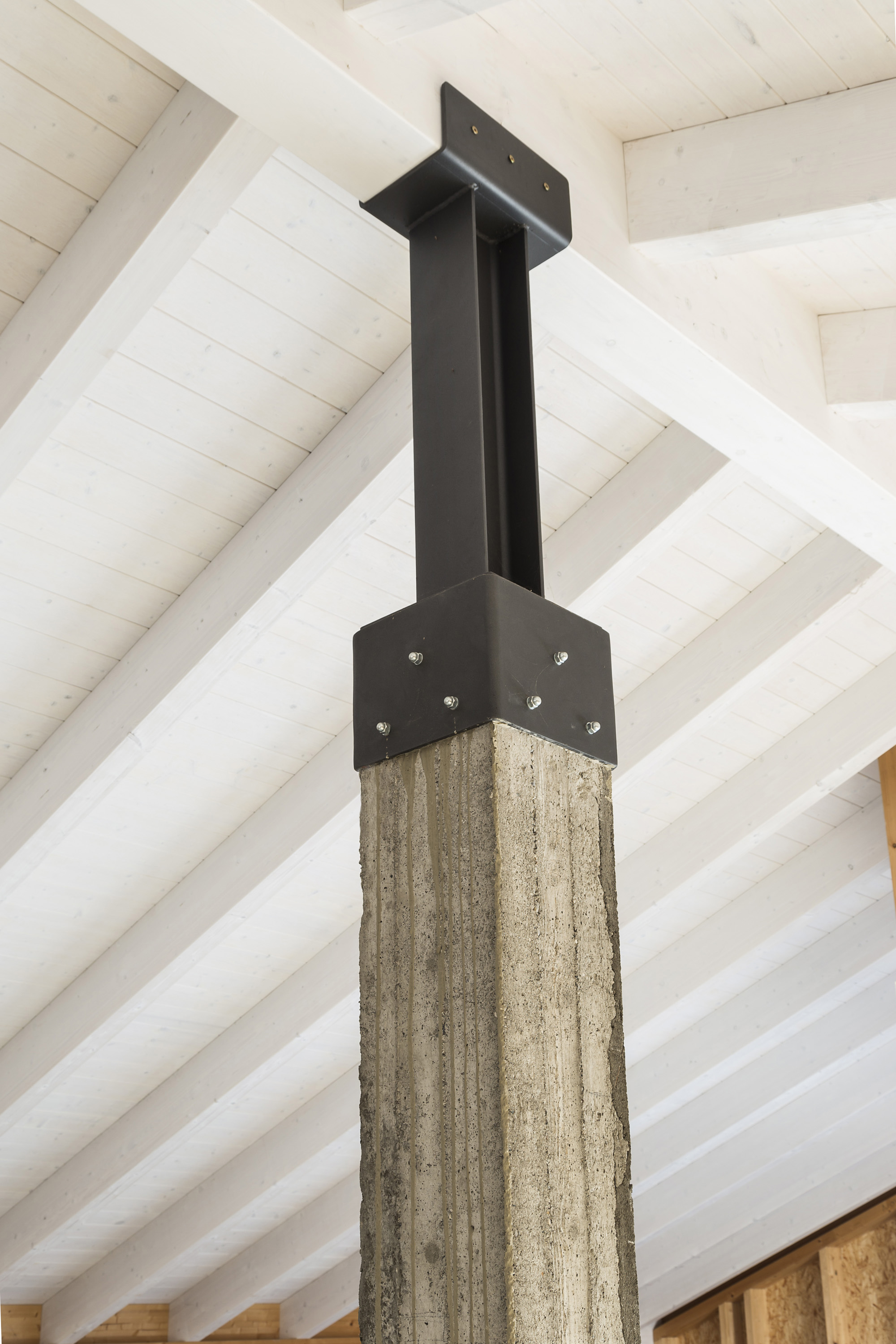 Tetto-in-legno-struttura-monza