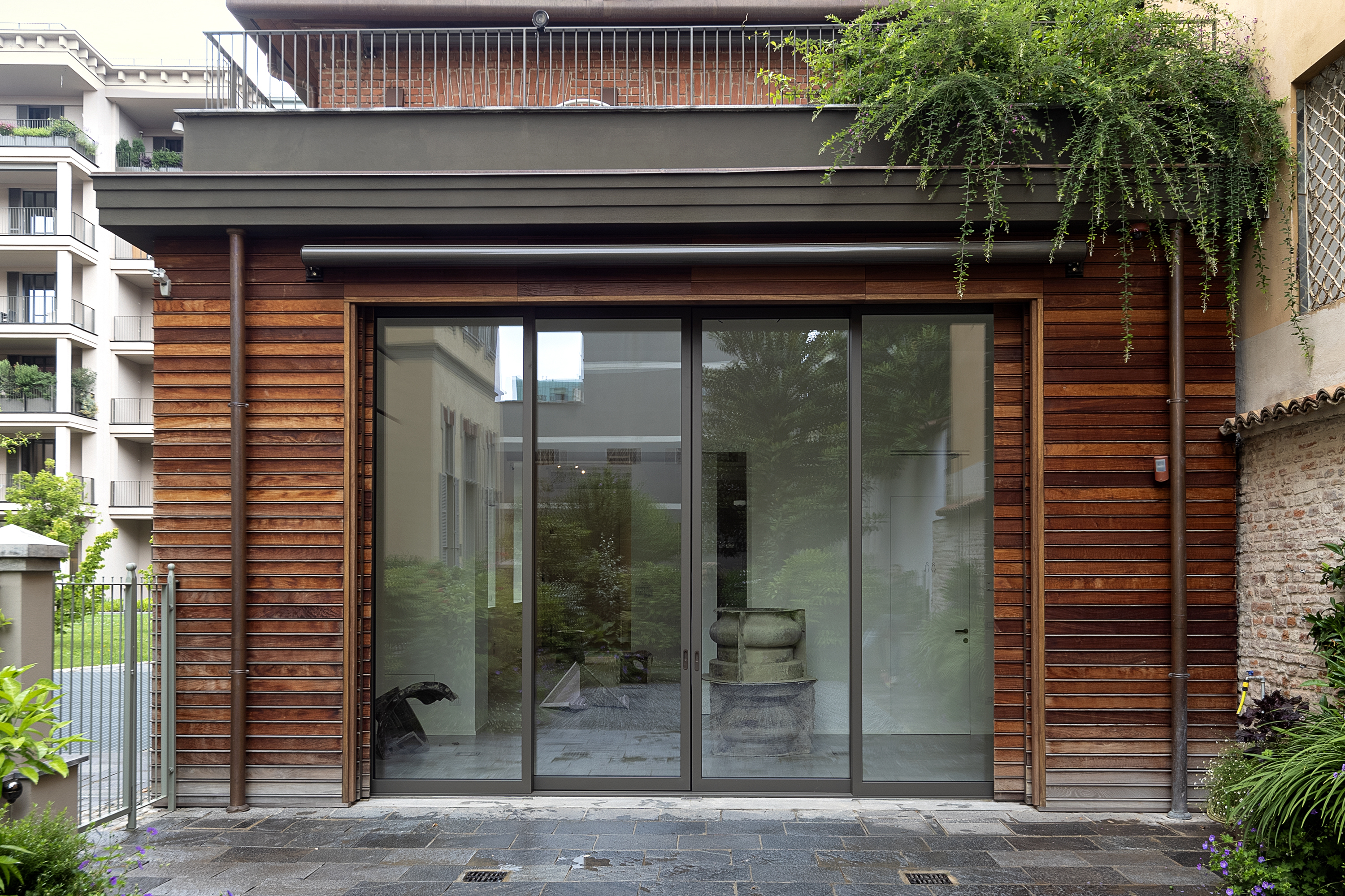 Facciata-in-legno-Milano